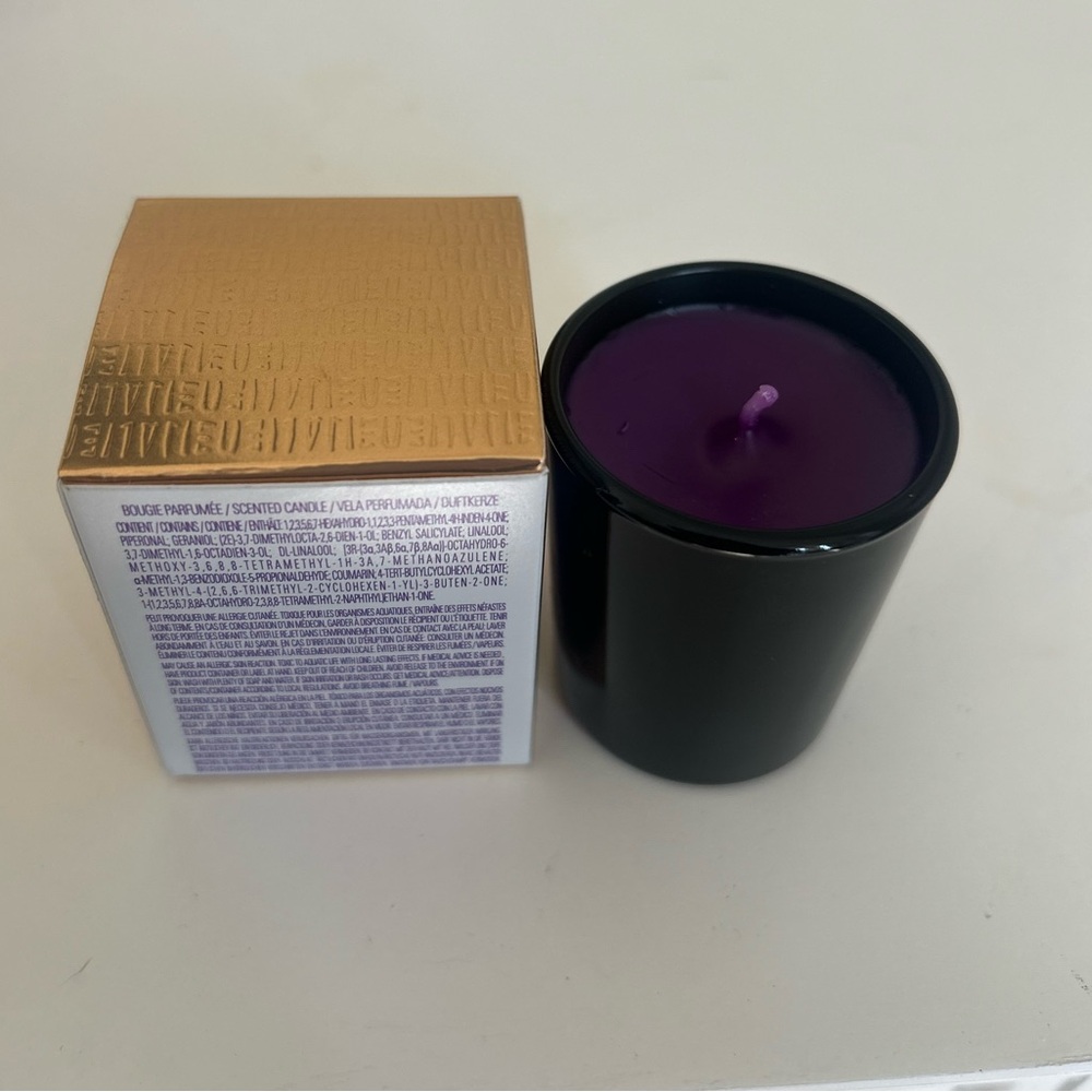 Alien Mugler Phenomenal Scent Lovers Faviryte Alien Candle in Black and Gold - Picture 6 of 7